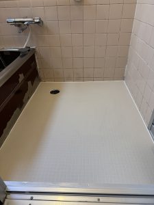 【2026年最新版】浴室床リフォーム完全ガイド｜東リ バスナフローレ施工事例｜ヒートショック・転倒防止・冷たさ対策まで徹底解説｜静岡市 壁紙専門店YS